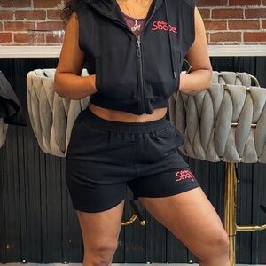 Black and Red short set- Tiptop Shape